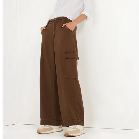 NWT Women's Wide Leg Cargo Pants - Picture 1 of 4